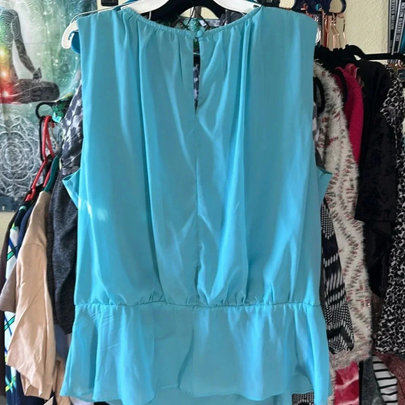 Jessica Simpson Teal Peplum Blouse Wrap style with snap and button at neck - Picture 4 of 4